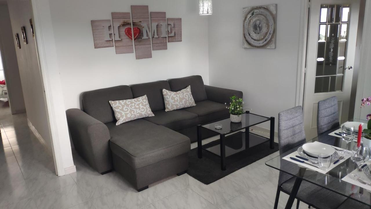 The Triplets Apartment Agres